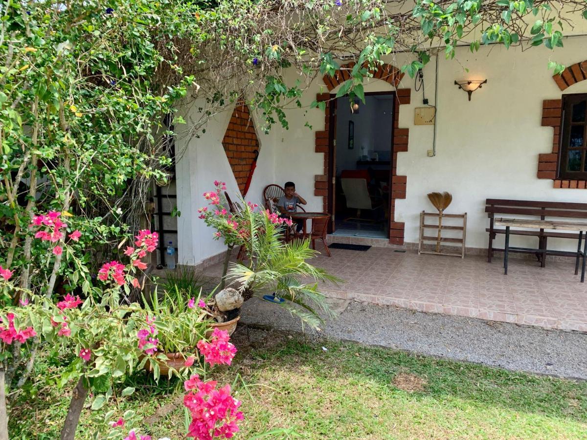 Lovely Garden Villas Pantai Cenang  Eksteriør bilde